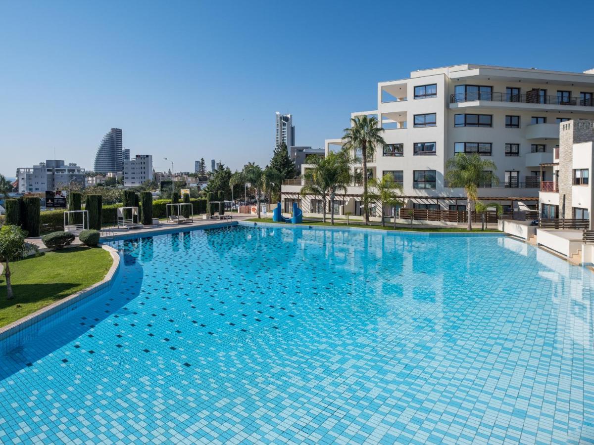 Sanders Aqua Park Resort - Precious 3-Bedroom Holiday Home With Shared Pool Lemesós Eksteriør bilde