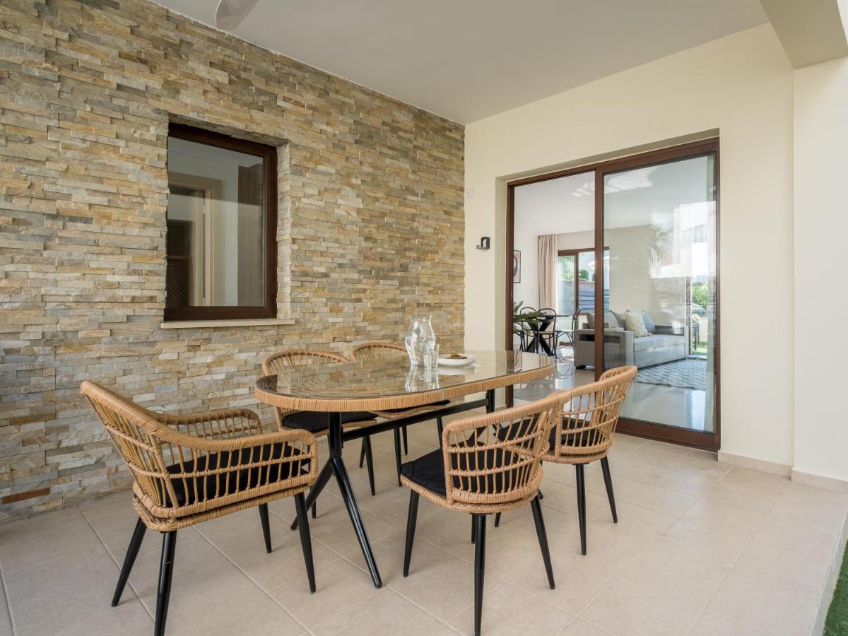 Sanders Aqua Park Resort - Precious 3-Bedroom Holiday Home With Shared Pool Lemesós Eksteriør bilde